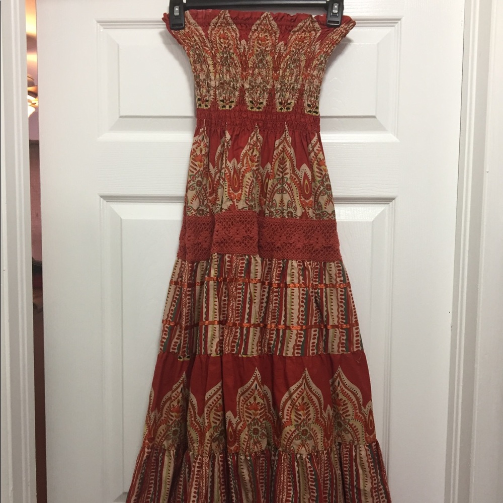 Super cute and comfy strapless dress, multi color.